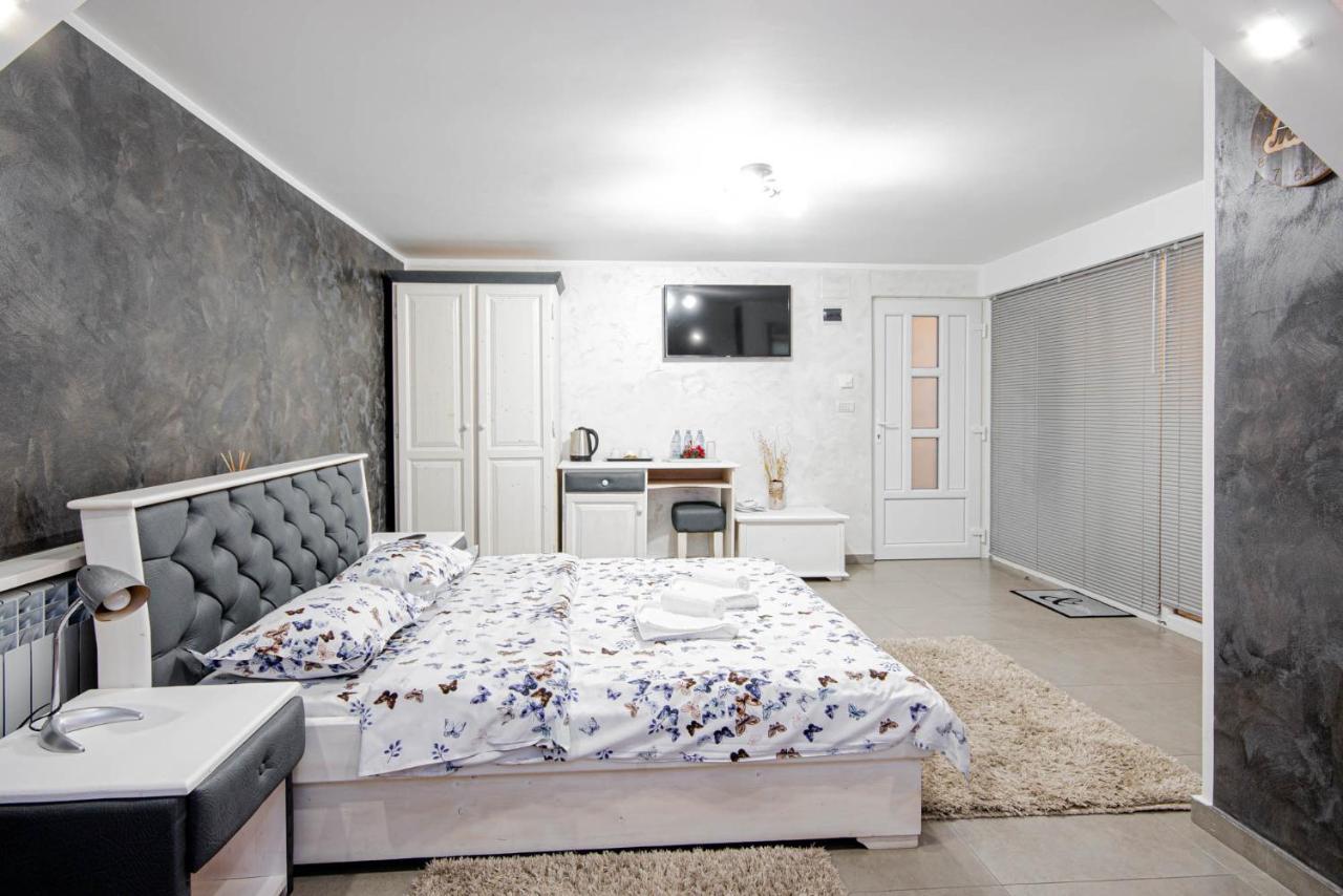 Cazare Moldi - Regim Hotelier Câmpulung Moldovenesc Exterior photo