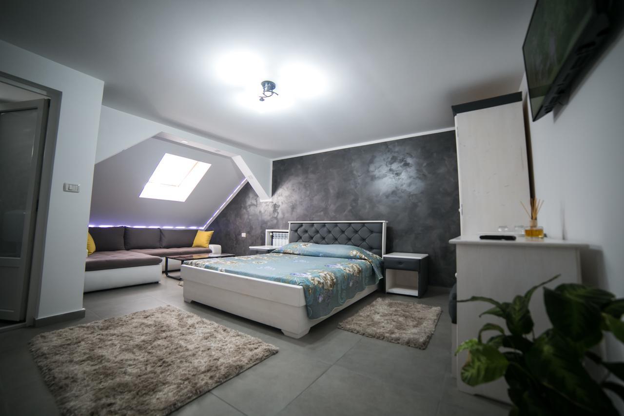 Cazare Moldi - Regim Hotelier Câmpulung Moldovenesc Exterior photo